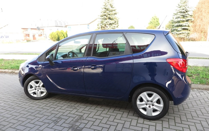Opel Meriva cena 19900 przebieg: 140000, rok produkcji 2011 z Pruszków małe 466